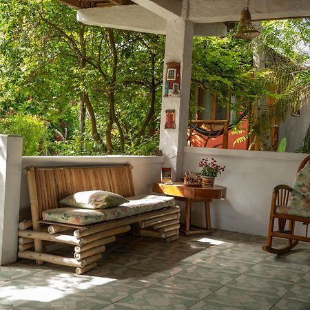 Bed And Breakfast Puerto Lopez Exterior photo