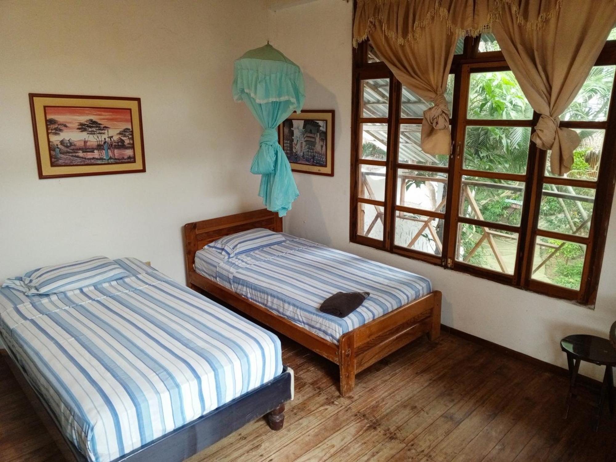Bed And Breakfast Puerto Lopez Exterior photo
