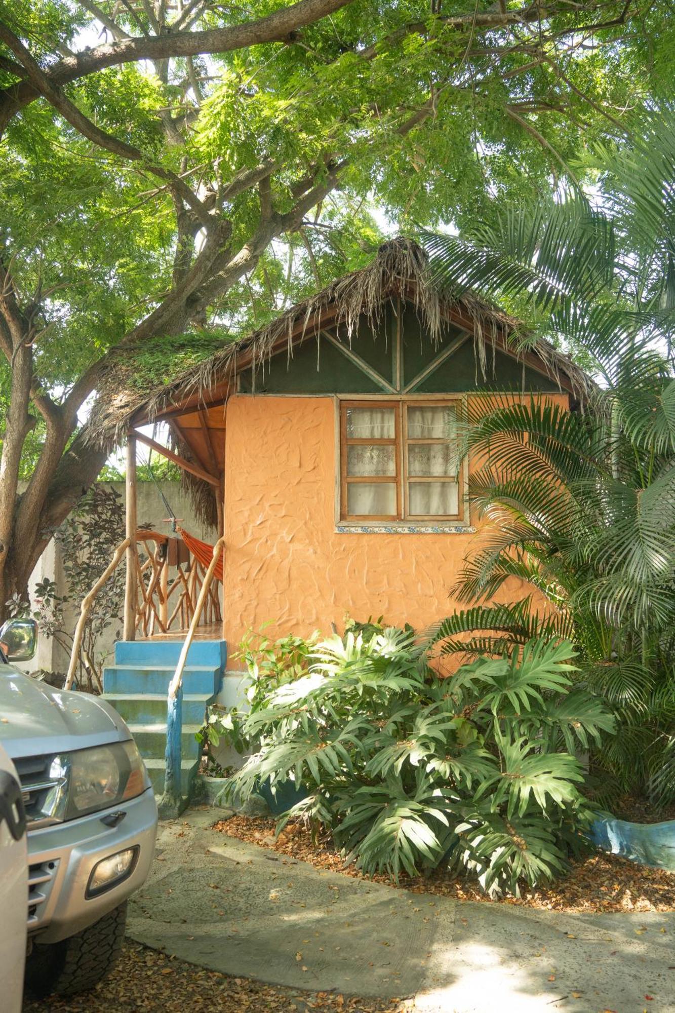 Bed And Breakfast Puerto Lopez Exterior photo