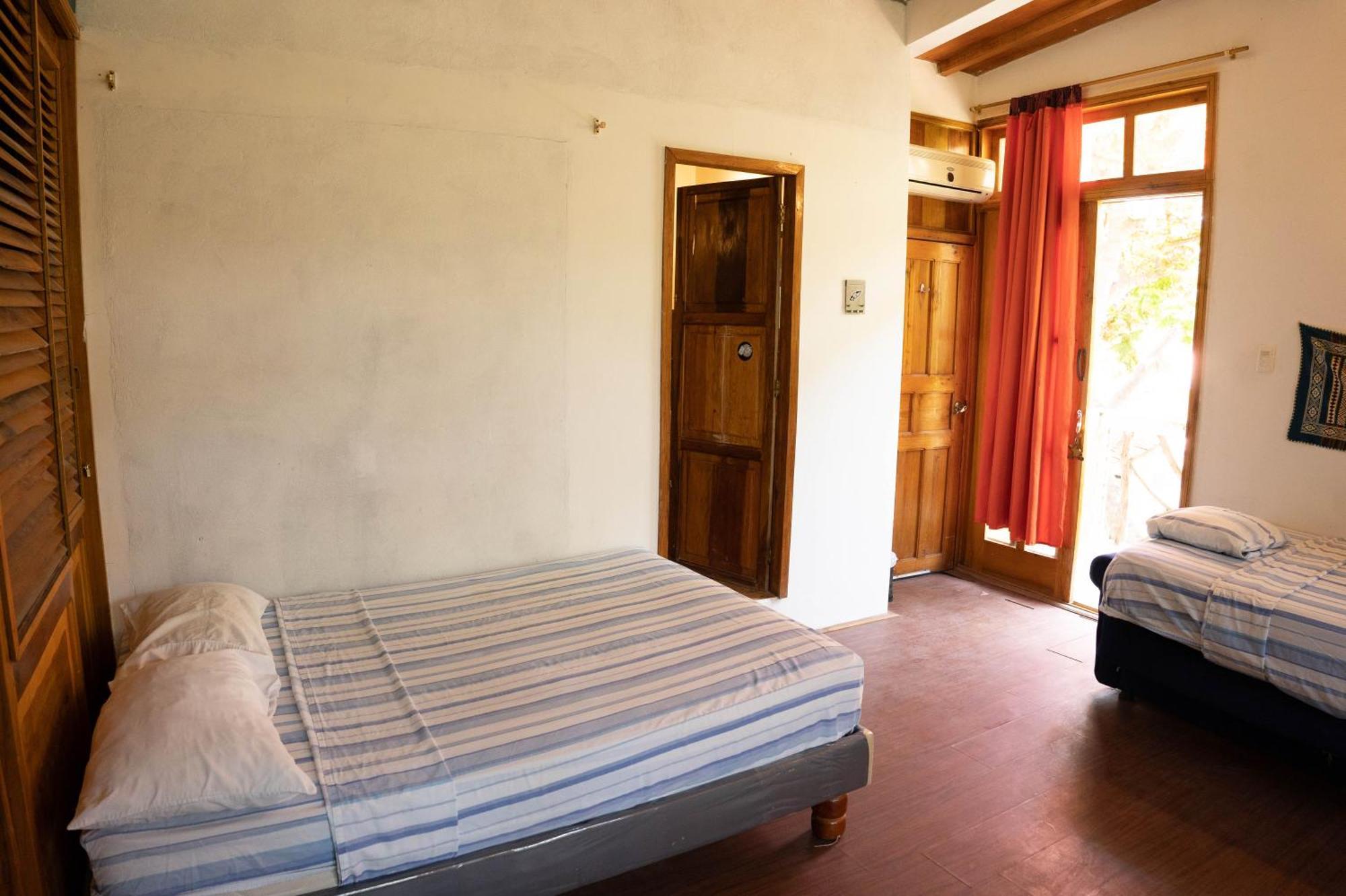 Bed And Breakfast Puerto Lopez Exterior photo
