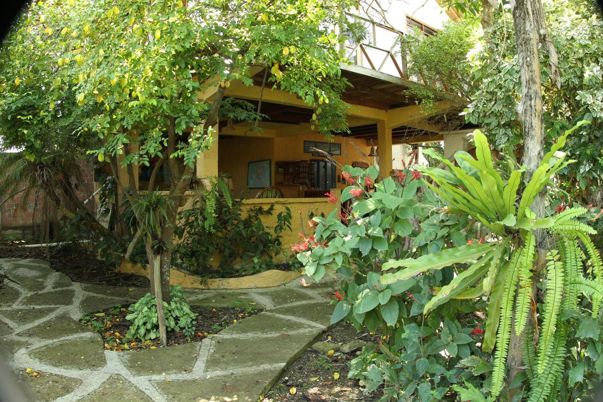 Bed And Breakfast Puerto Lopez Exterior photo