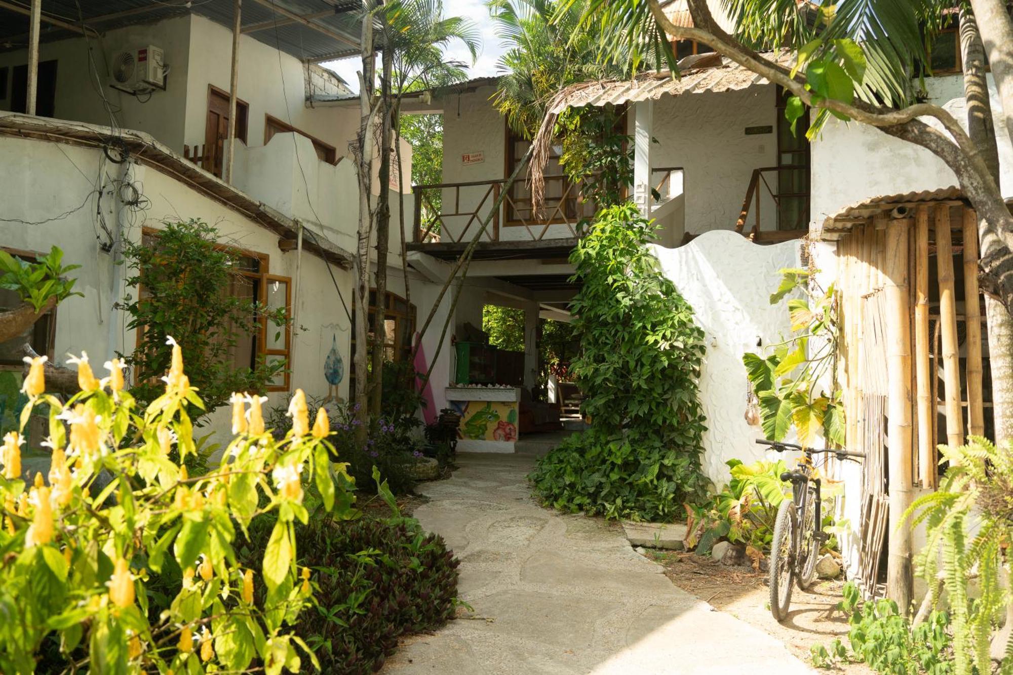 Bed And Breakfast Puerto Lopez Exterior photo