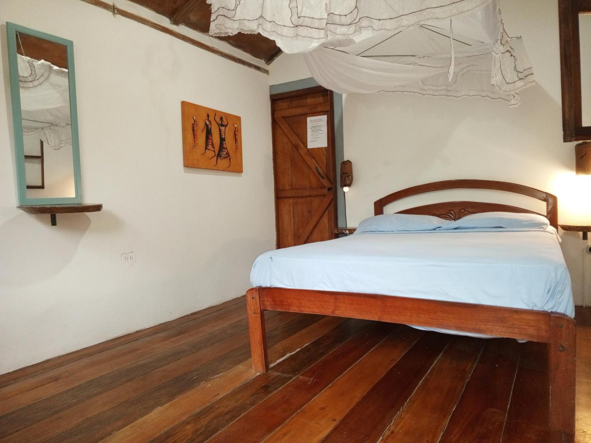 Bed And Breakfast Puerto Lopez Exterior photo